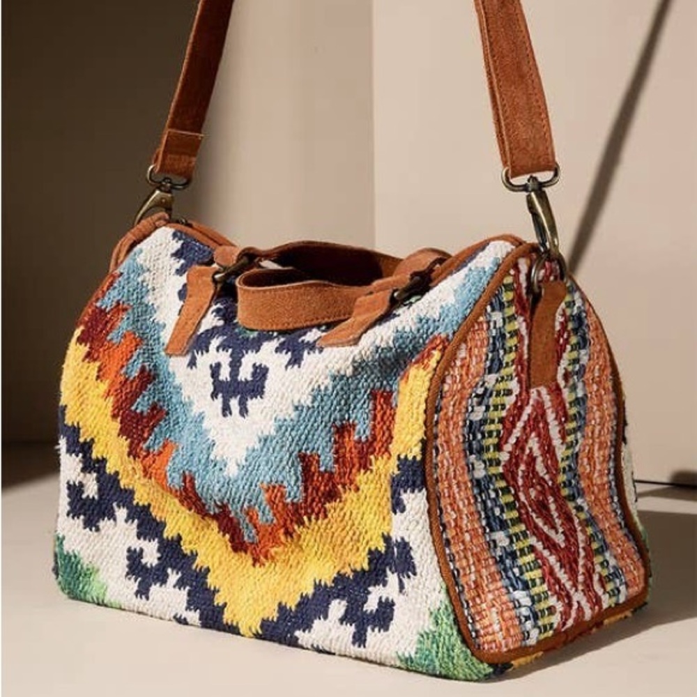 Belmont Boston Bag: A Fusion of Style and Quality